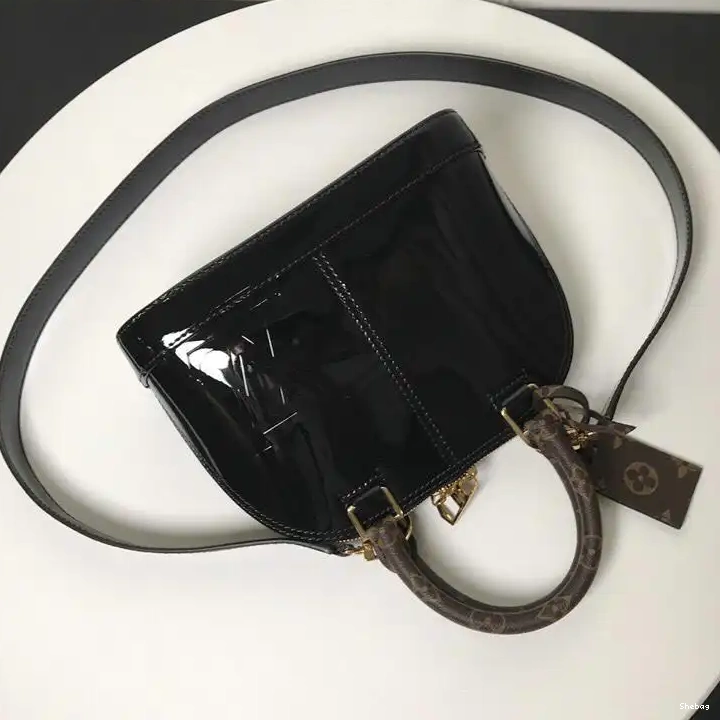 LV Bags 19T1L0243 0801